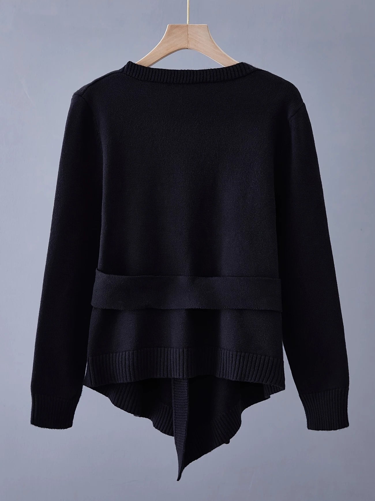 Women’s V-Neck Pullover – Belted & Stylish