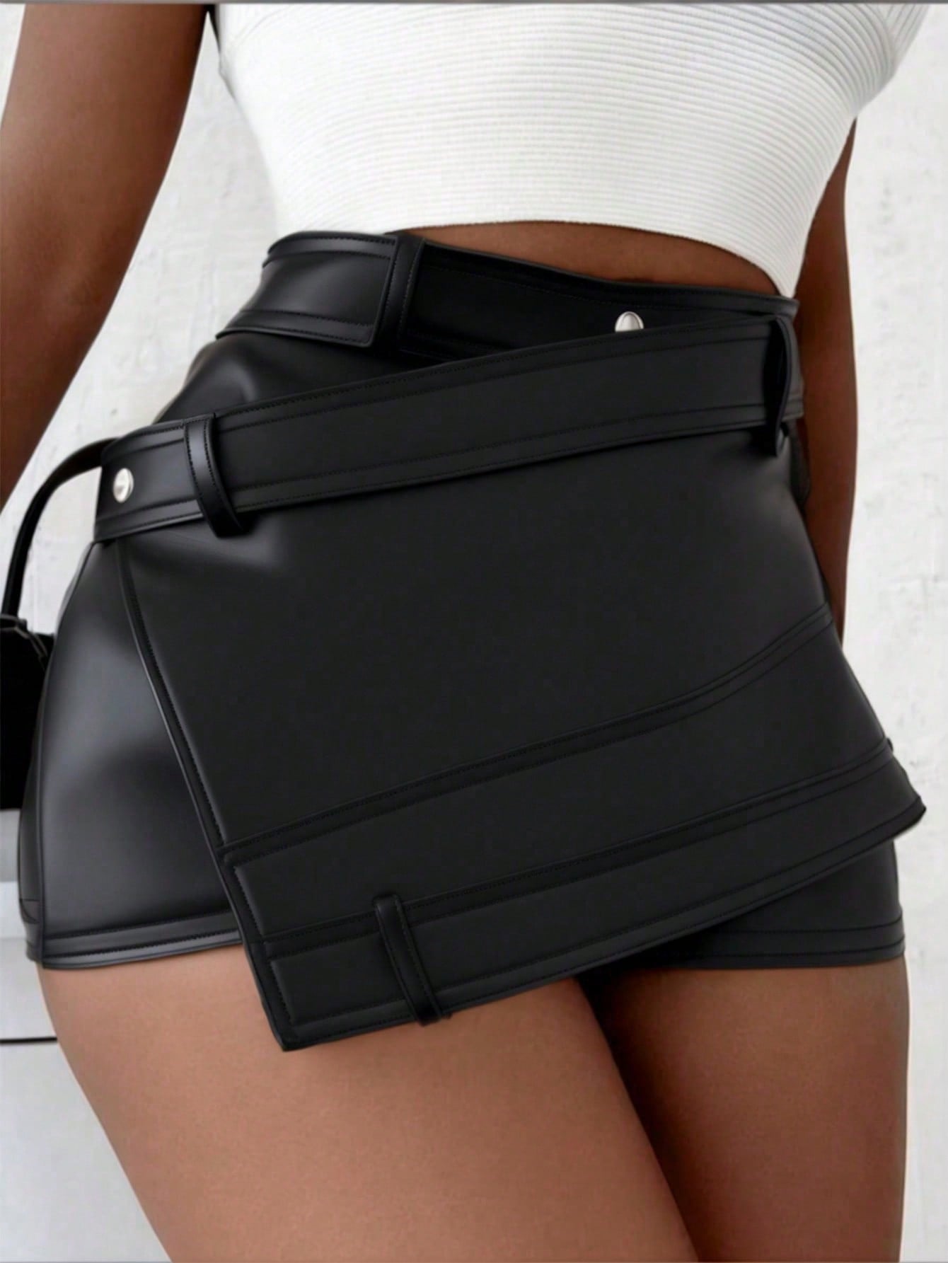 Asymmetrical Hem Skorts